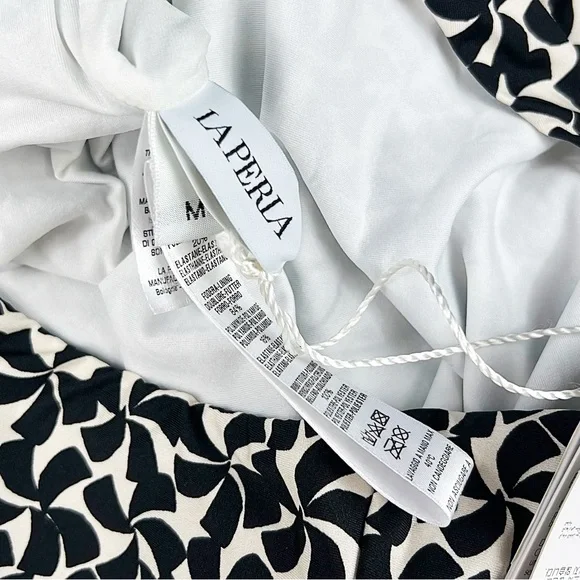 NEW Sz Medium La Perla Black White Printed Summer Winds Plunge One Piece Bikini - Picture 9 of 9